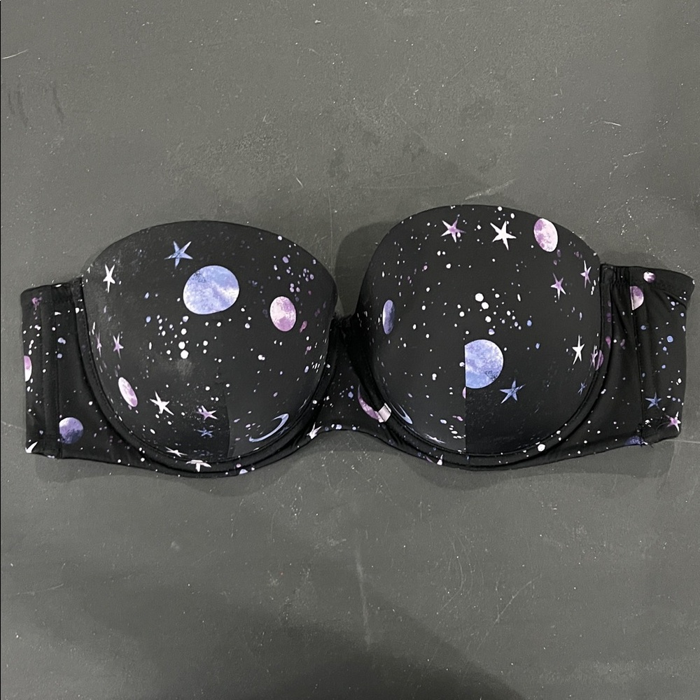 Women's Black and Purple Celestial Print Strapless Bra